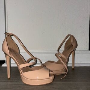 ISADORA Nude Heels